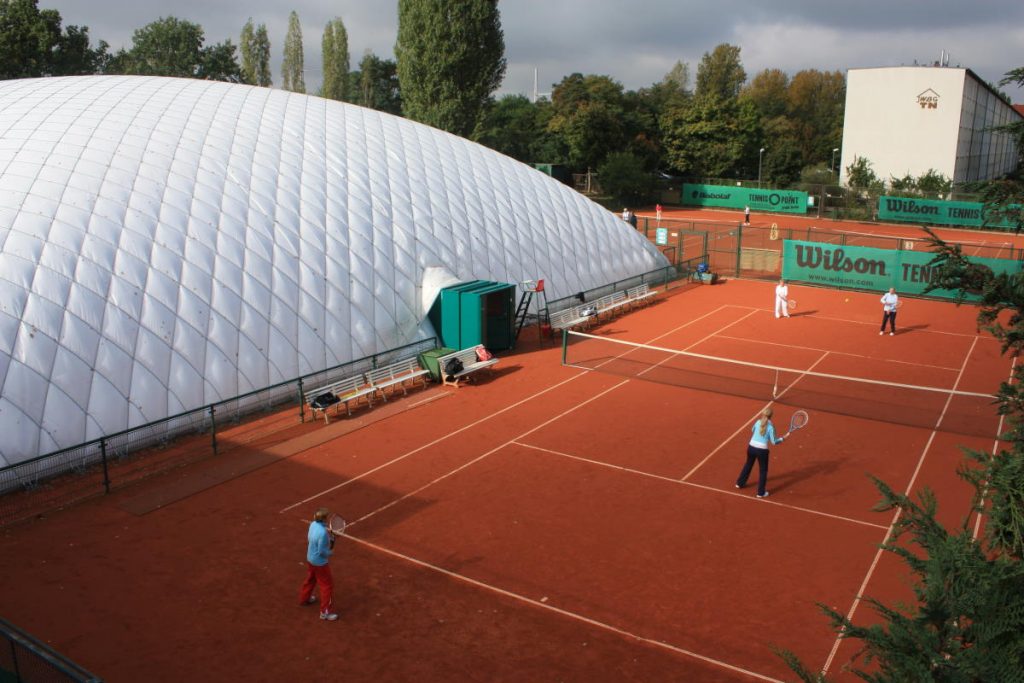 Die 7 besten Tennisclubs in Berlin: Preise, Plätze, Infrastruktur und wichtige Adressen