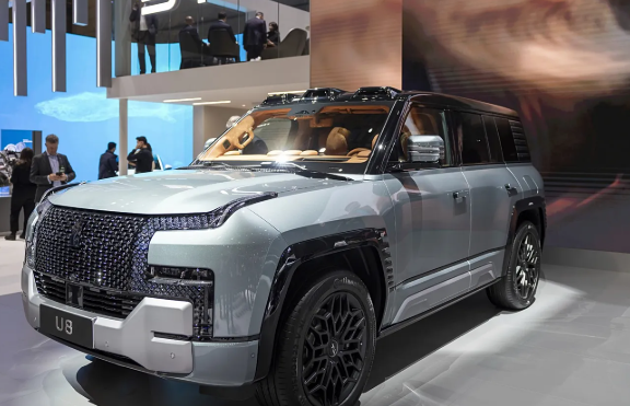 Chinesische E-Autos erobern Europa: BYD überholt Tesla, und der Markt boomt wieder