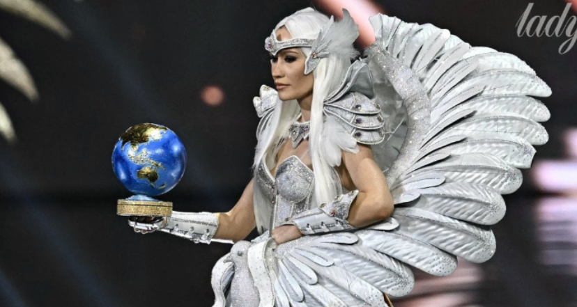„Miss Universe 2025“: Jamaikanische Kandidatin stürzt bei Modenschau von der Bühne – Veranstalter berichten über ihren Zustand