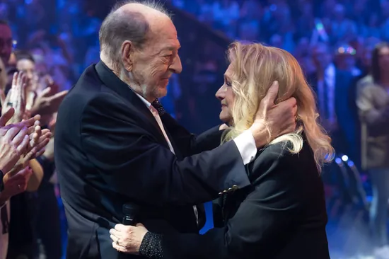Nicole bricht in der „Giovanni Zarrella Show“ in Tränen aus: Emotionales Wiedersehen mit Ralph Siegel und „Ein bisschen Frieden“
