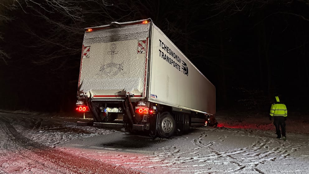 Wintersturm in Deutschland: Schnee und Glätte verursachen Chaos – mehrere Tote und dutzende Unfälle