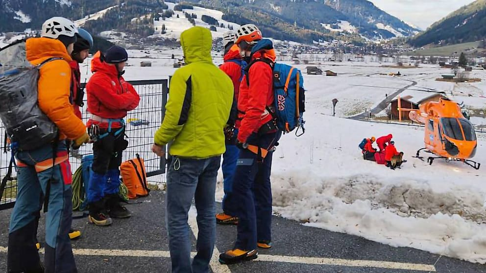 Lawinenunglück an der Zugspitze: 19-jähriger Deutscher stirbt auf Klettersteig in Tirol – erster Lawinentoter des Winters