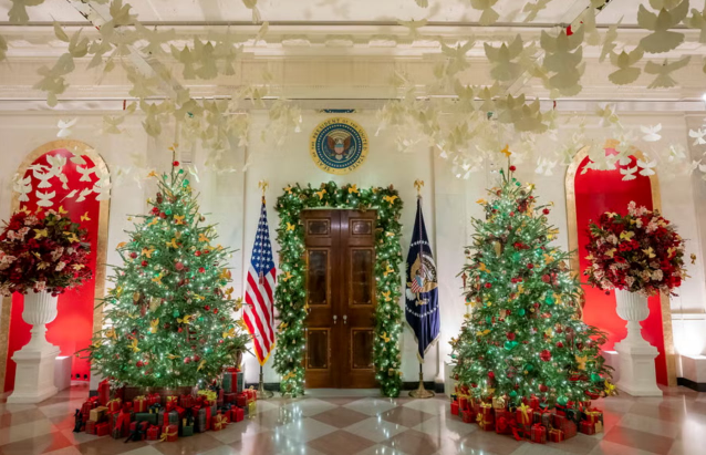 Trump politisiert Weihnachtsanrufe im Weißen Haus: Wahlbehauptungen, Kohle und Migration in Gesprächen mit Kindern