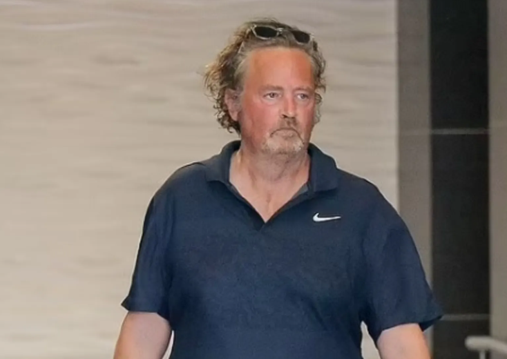 „Matthew Perry: Kalifornisches Gericht verurteilt Arzt zu 2,5 Jahren Haft – neue Details zum Todesfall 2023“